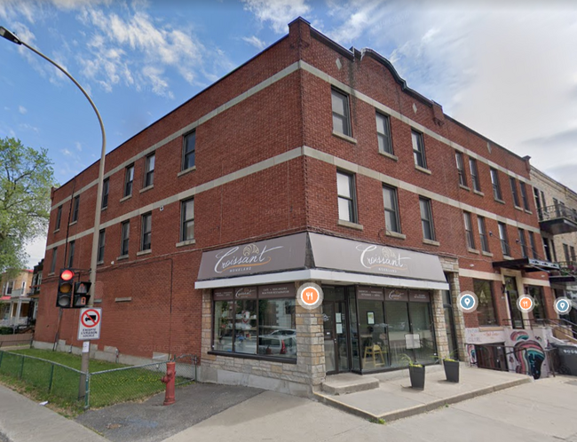 6050-6052 Sherbrooke Rue O