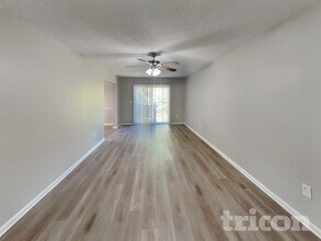 509 Glen Ellyn Ct in Charlotte, NC - Building Photo - Building Photo