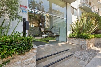 123 California Ave in Santa Monica, CA - Building Photo - Building Photo