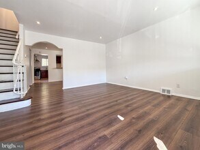 825 Kohn St, Unit 15 in Norristown, PA - Building Photo - Building Photo