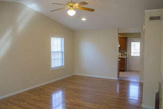 5204 Tessa Way in Columbia, MO - Building Photo - Building Photo