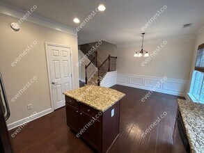 2171 Weldonberry Dr in Atlanta, GA - Building Photo - Building Photo