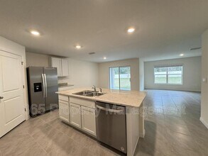 11505 Timber Grv Ln in Spring Hill, FL - Building Photo - Building Photo