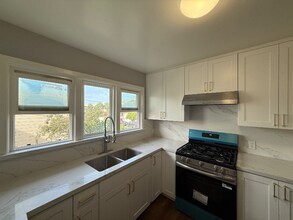 102 Werner Ave in Daly City, CA - Foto de edificio - Building Photo