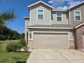 9910 Grosbeak Ln in Magnolia, TX - Building Photo