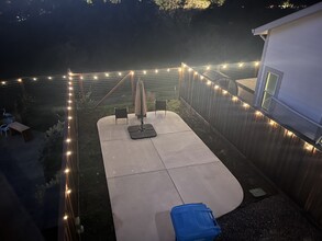 1825 Sonterra Ct in Santa Rosa, CA - Foto de edificio - Building Photo