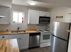 4775 Home Run Aly, Unit Basement apartment in Erda, UT - Foto de edificio - Building Photo