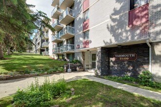 Yarmouth Apartments in Calgary, AB - Building Photo - Building Photo