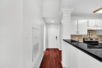 3231 Allen Pkwy in Houston, TX - Building Photo - Building Photo