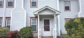 1380 Kennesaw Trace Ct in Kennesaw, GA - Building Photo