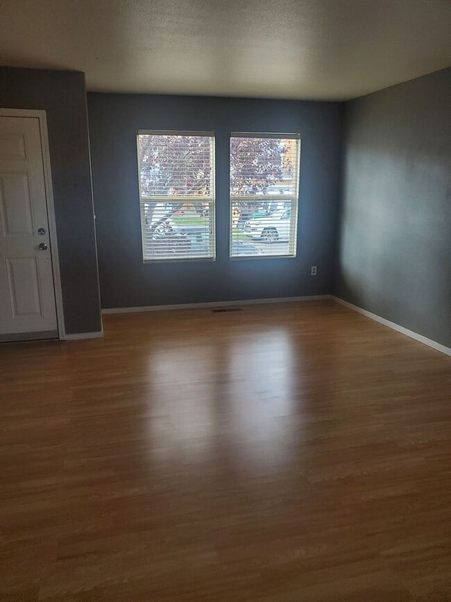 7771 Mariner Cove Dr in Reno, NV - Building Photo - Building Photo