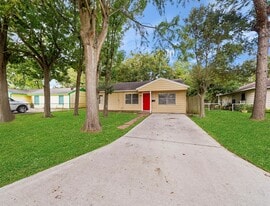 2509 Lancaster Ln in Pasadena, TX - Building Photo