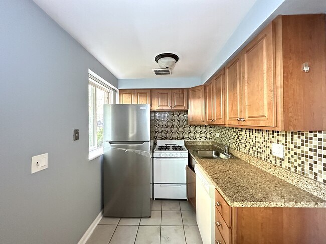 5820 N Sheridan Rd in Chicago, IL - Foto de edificio - Building Photo