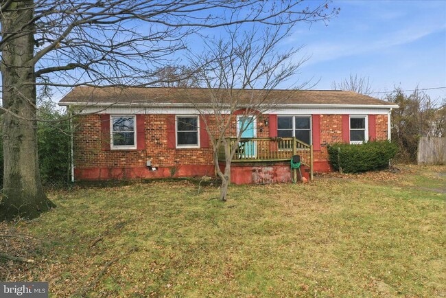 property at 25 Cherry Hill Rd