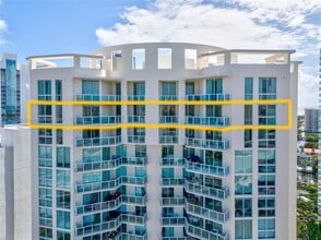 150 Sunny Isles Blvd in Sunny Isles Beach, FL - Building Photo - Building Photo