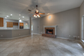 10701 Raining Oak Cove in Austin, TX - Building Photo - Building Photo