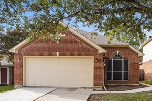 952 Azalia Dr in Lewisville, TX - Building Photo