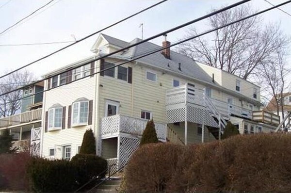 34 Bay in Hull, MA - Building Photo
