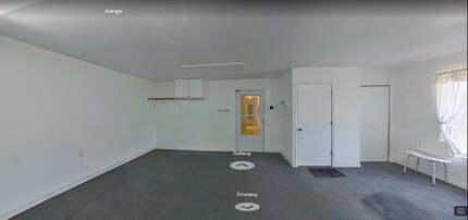 4895 County Road 134B in Wildwood, FL - Foto de edificio - Building Photo