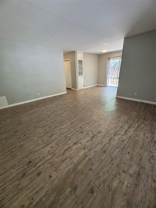 1910 Westridge Dr in Austin, TX - Building Photo - Building Photo