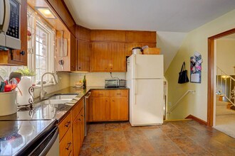1733 Santa Barbara Dr in Lancaster, PA - Building Photo - Building Photo