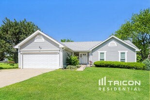 599 Schrader Farm Dr in St. Peters, MO - Building Photo