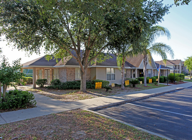 Rosemont Manor in Eustis, FL - Building Photo - Building Photo