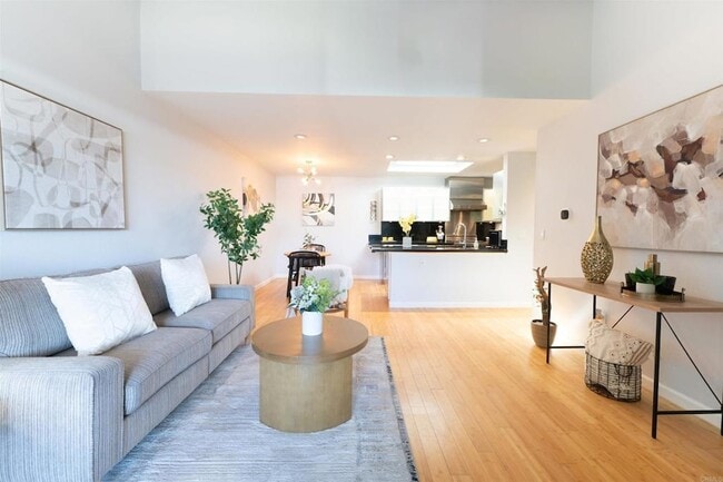 1615 Hotel Cir S, Unit D306 in San Diego, CA - Building Photo - Building Photo