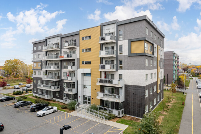 575 Robert-Élie Rue