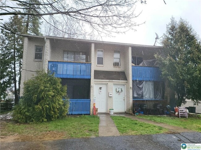 property at 1315 S 10th St