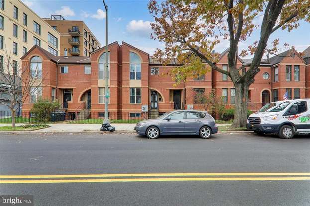 715 8th St NE, Unit B