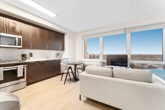 152-11 89th Ave in Queens, NY - Building Photo - Building Photo