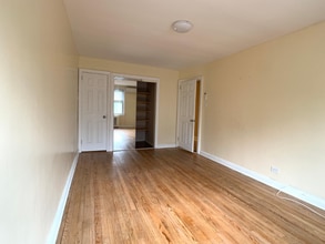2313 Tenbroeck Ave, Unit 1st FL in Bronx, NY - Building Photo - Building Photo