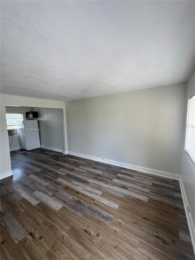 1425 W 31st St in West Palm Beach, FL - Building Photo - Building Photo