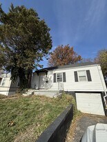 3718 Charloe Ct in Cincinnati, OH - Building Photo