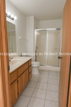 2285 S Thompson Dr in Madison, WI - Building Photo - Building Photo