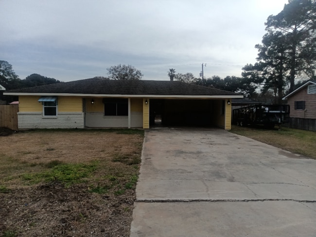 property at 112 Walter Dr