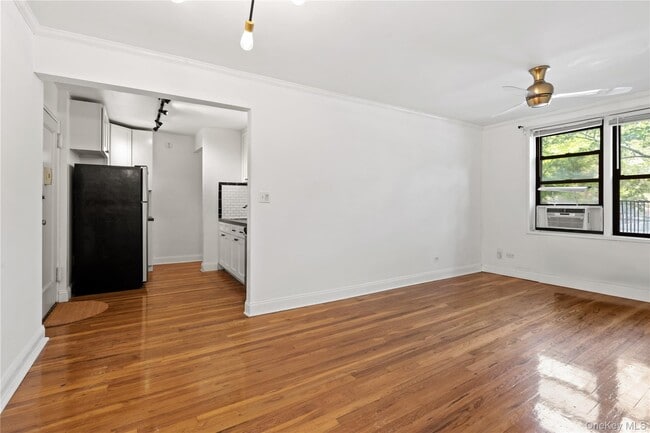 102-32 65th Ave in Queens, NY - Building Photo - Building Photo