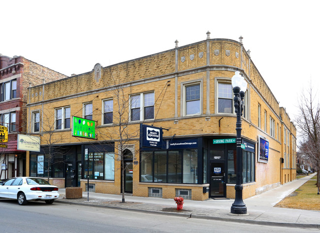 2121-2125 W Irving Park Rd