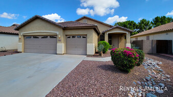 12512 W Glenrosa Dr in Litchfield Park, AZ - Building Photo - Building Photo