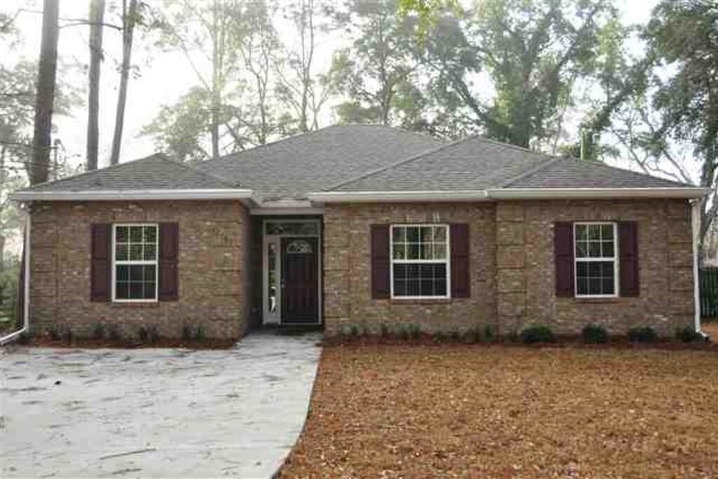 2101 Wakefield Ln in Tallahassee, FL - Building Photo