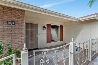 10303 W Prairie Hills Cir in Sun City, AZ - Building Photo - Building Photo