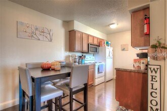 201 W Trinity St in Forney, TX - Building Photo - Building Photo