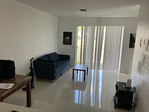 3563 NW 13th St in Lauderhill, FL - Building Photo - Building Photo