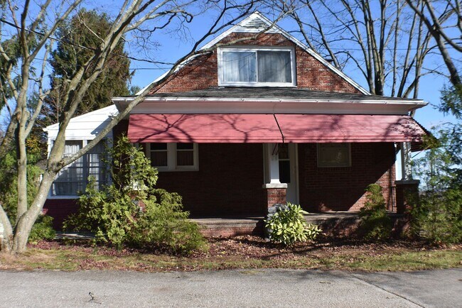 property at 5831 Old Carlisle Rd