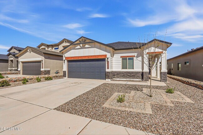 51049 Fox Trl Ave in El Paso, TX - Building Photo - Building Photo
