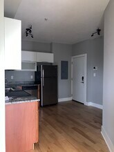 1605 E Montgomery Ave in Philadelphia, PA - Building Photo - Building Photo
