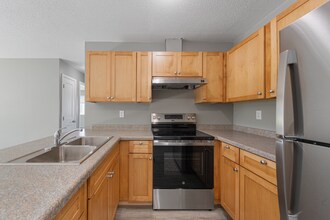 1402 Division St W in Faribault, MN - Building Photo - Building Photo