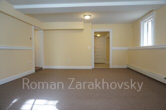 74 Gardner St, Unit FA in Boston, MA - Foto de edificio - Building Photo