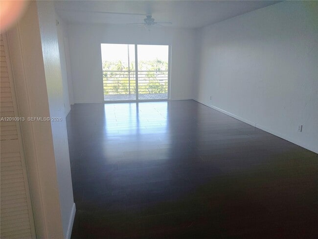 1617 SE 15th St in Fort Lauderdale, FL - Building Photo - Building Photo